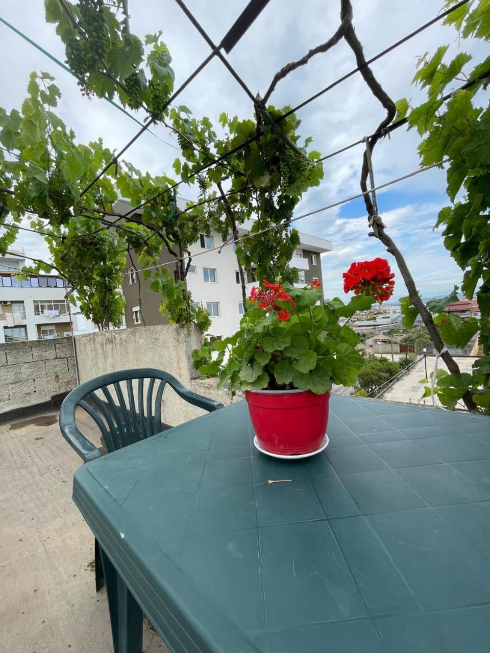 Casa Intera La Paghi Come Una Camera The Home With The Price Of A Room Durrës Exterior foto